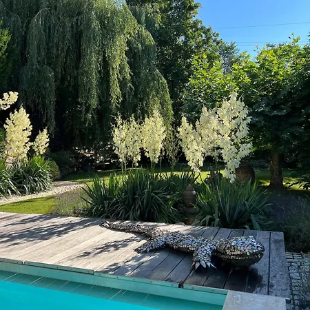 Exklusive Wohneinheit Mit Panoramablick Und Pool דירה *