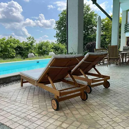 Exklusive Wohneinheit Mit Panoramablick Und Pool דירה